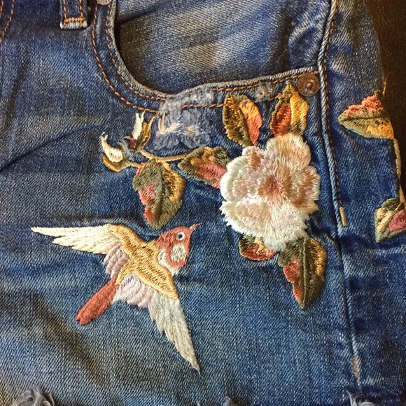 American eagle shorts - Picture 2 of 4